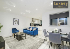 High spec Apartment - Families & Contractors - by Luxiety Stays Serviced Accommodation Southend on Sea -